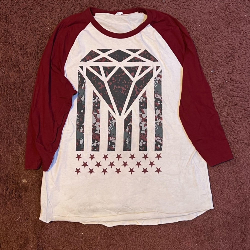 Mens graphic tee Diamond print size XL